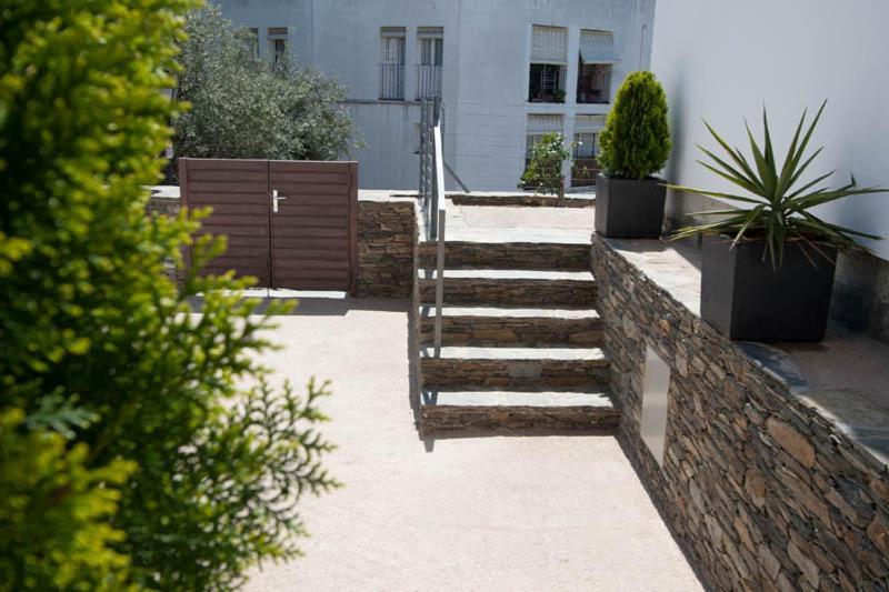 Aparthotel L'Heretat Cadaqués Exterior foto